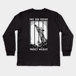 free our friends - giraffes Kids Long Sleeve T-Shirt